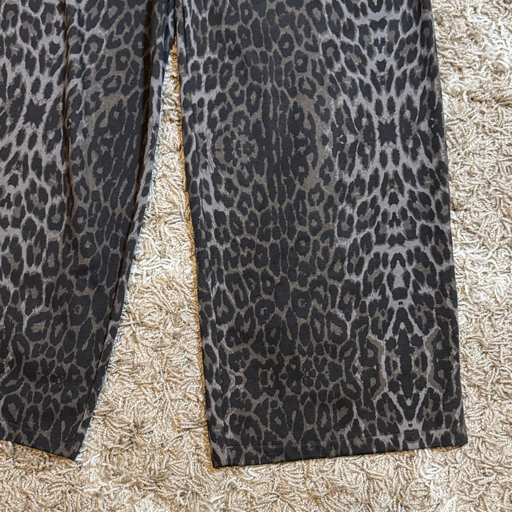 BEULAHSTYLE Leopard Print Wide Leg Pants size M/L - Picture 3 of 13